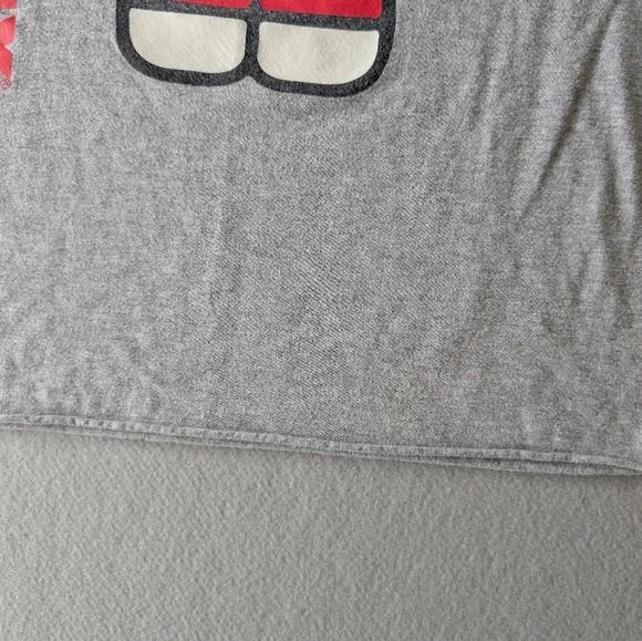 Sanrio Hello Kitty Medium Gray Graphic Short Sleeve T-Shirt Raw Hem Sz Med - Picture 4 of 8